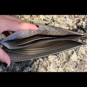 Michael Kors wristlet